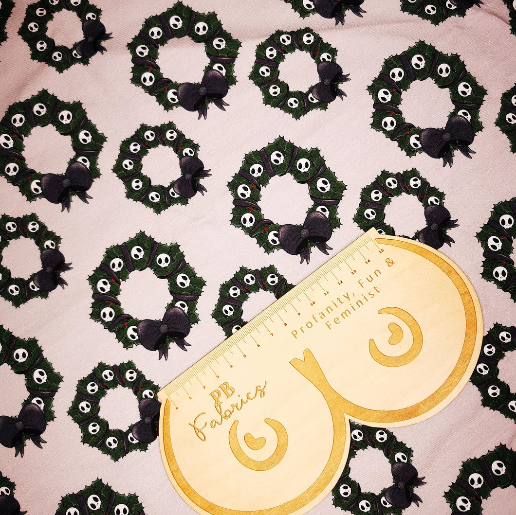 Merry Gothmas wreath cotton lycra  Fabric(£18 PM)