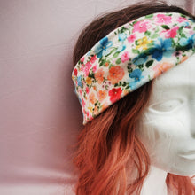Load image into Gallery viewer, Floral Dreams Velvet Headwrap
