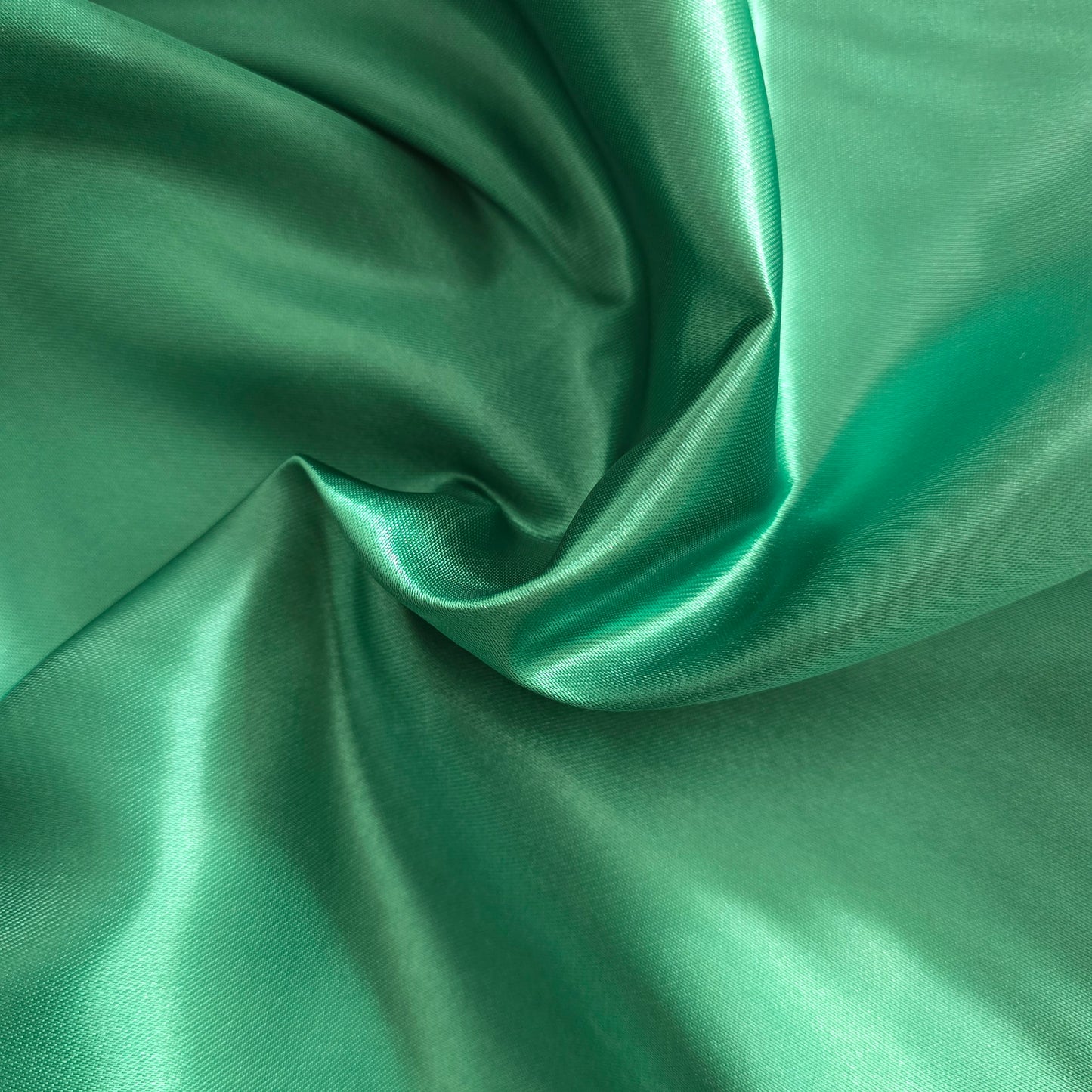 Plain Polyester Satin Bottle Green (£2.52pm)